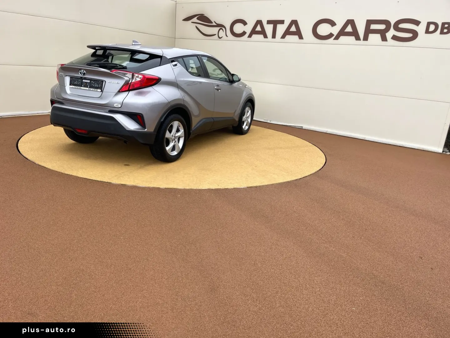 Toyota C-HR 1.8VVT  122CP  Front Assist  Keyless  Camera  Na