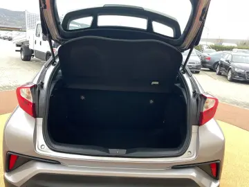 Toyota C-HR 1.8VVT  122CP  Front Assist  Keyless  Camera  Na