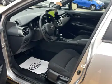 Toyota C-HR 1.8VVT  122CP  Front Assist  Keyless  Camera  Na