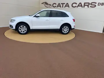 Audi Q5 2.0TDI  177CP  Quattro  Navi  Piele  Scaune incalzit