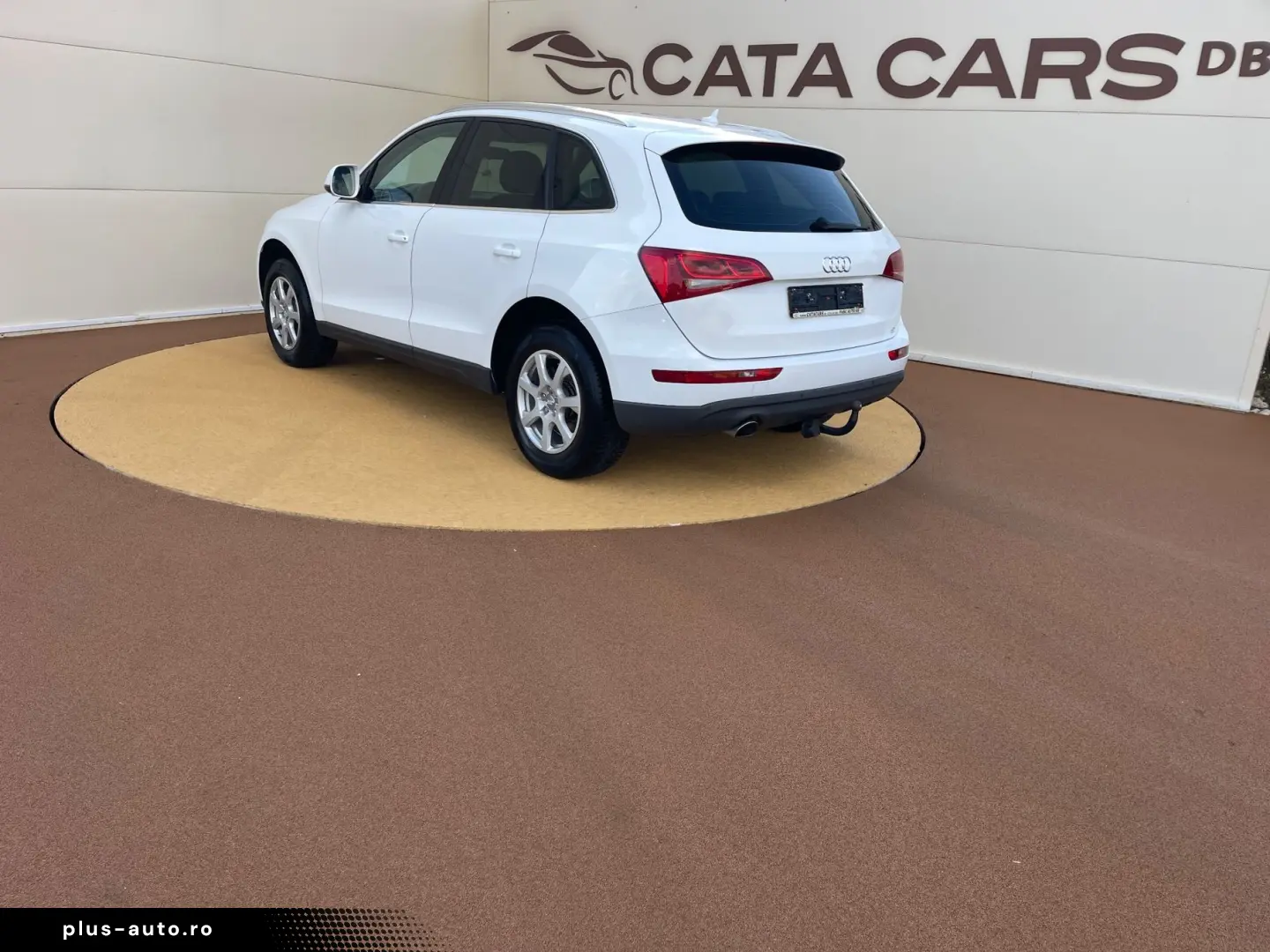 Audi Q5 2.0TDI  177CP  Quattro  Navi  Piele  Scaune incalzit