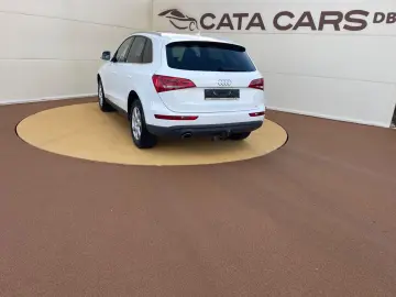 Audi Q5 2.0TDI  177CP  Quattro  Navi  Piele  Scaune incalzit