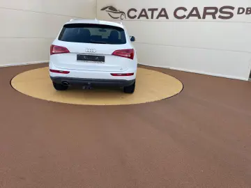 Audi Q5 2.0TDI  177CP  Quattro  Navi  Piele  Scaune incalzit