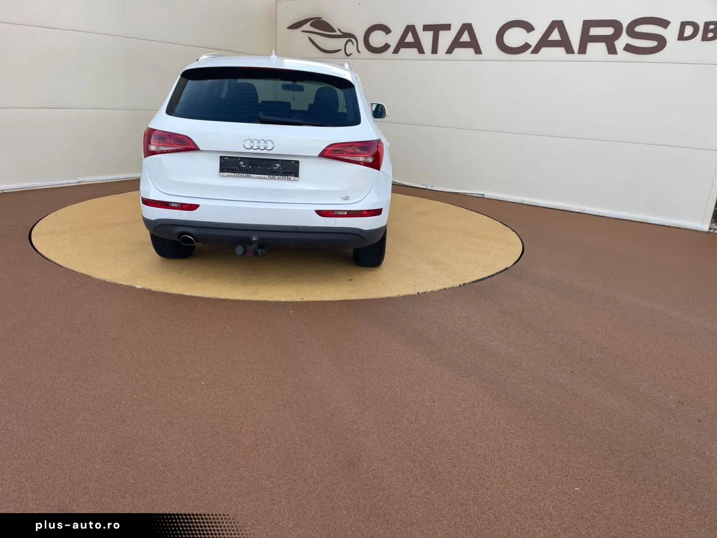 Audi Q5 2.0TDI  177CP  Quattro  Navi  Piele  Scaune incalzit