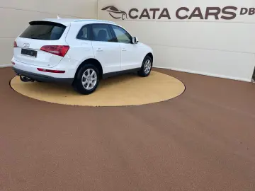 Audi Q5 2.0TDI  177CP  Quattro  Navi  Piele  Scaune incalzit