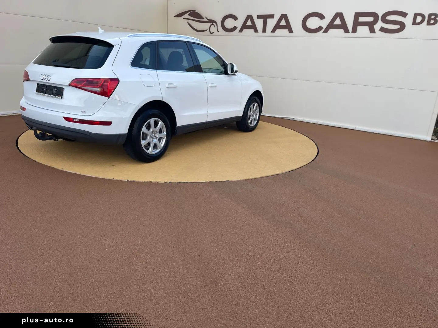 Audi Q5 2.0TDI  177CP  Quattro  Navi  Piele  Scaune incalzit