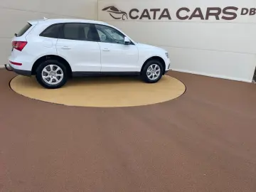 Audi Q5 2.0TDI  177CP  Quattro  Navi  Piele  Scaune incalzit