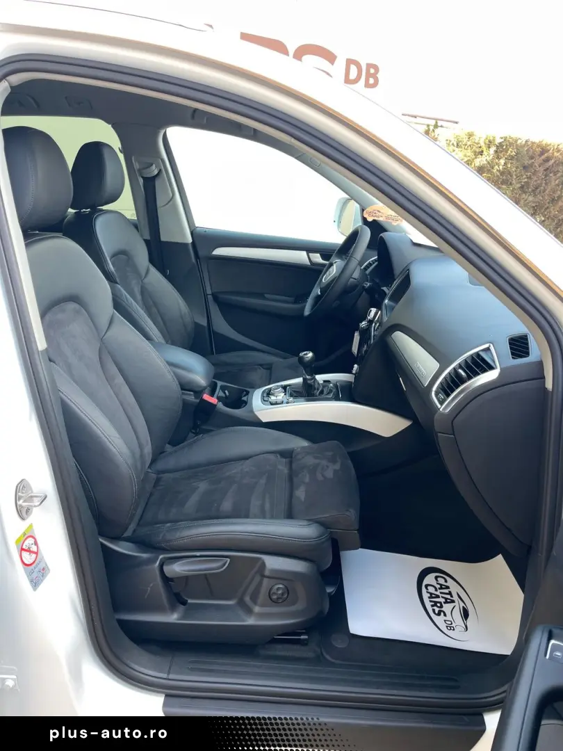 Audi Q5 2.0TDI  177CP  Quattro  Navi  Piele  Scaune incalzit