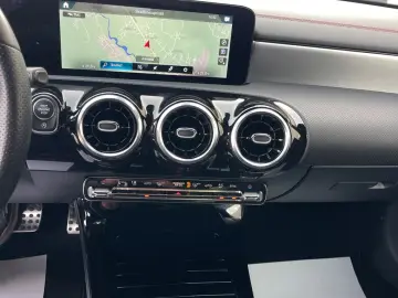 Mercedes-Benz Cla-220 Gen-C118-2019