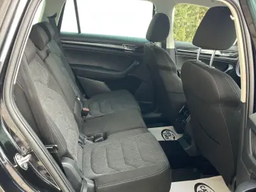 Skoda Kodiaq 2.0TDI 150CP  7LOCURI  LED  Distronic  Keyless
