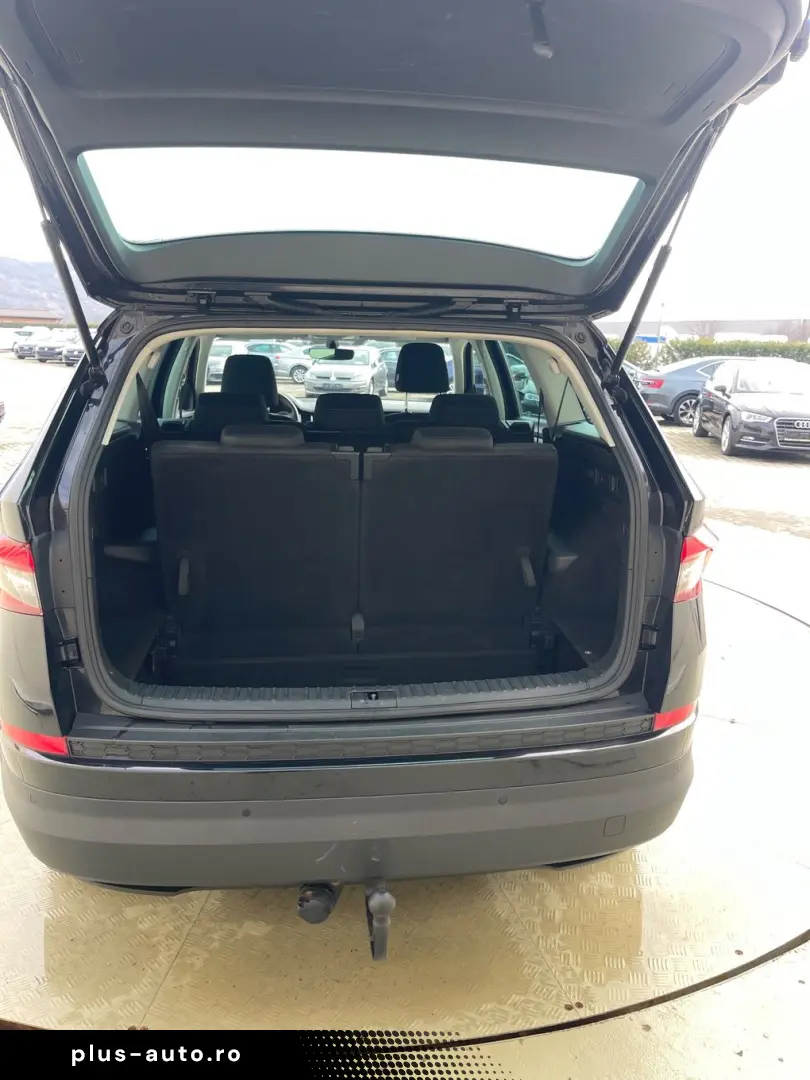 Skoda Kodiaq 2.0TDI 150CP  7LOCURI  LED  Distronic  Keyless