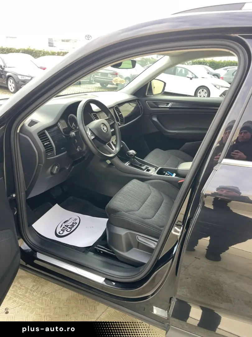 Skoda Kodiaq 2.0TDI 150CP  7LOCURI  LED  Distronic  Keyless