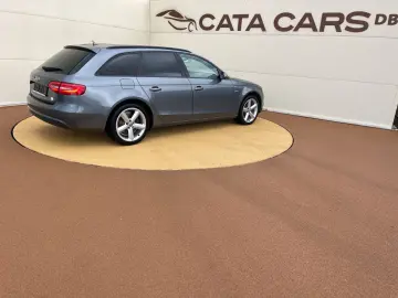 Audi A4 2.0TDI  177CP  Quattro  BI-Xenon  Navi  Camera  Dist