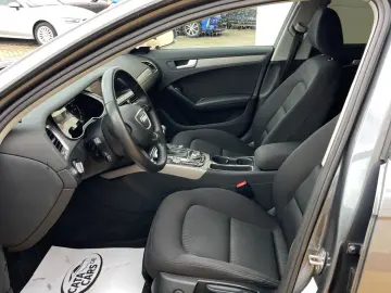 Audi A4 2.0TDI  177CP  Quattro  BI-Xenon  Navi  Camera  Dist