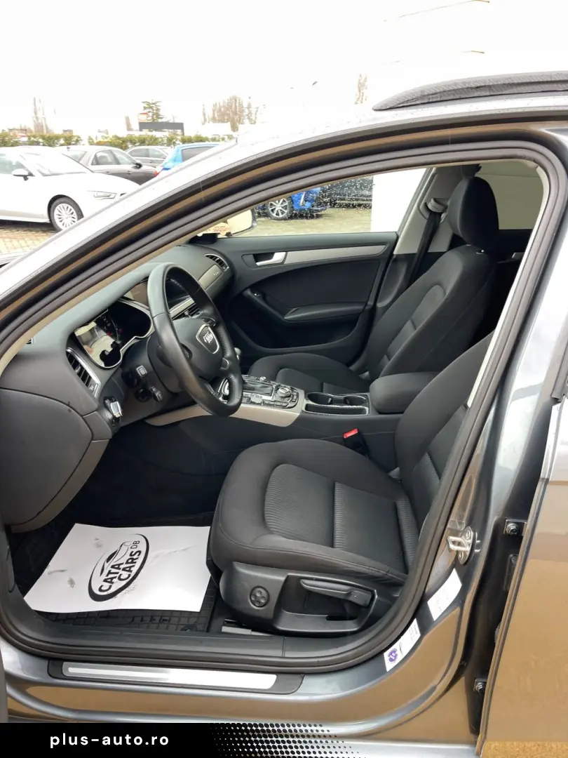 Audi A4 2.0TDI  177CP  Quattro  BI-Xenon  Navi  Camera  Dist