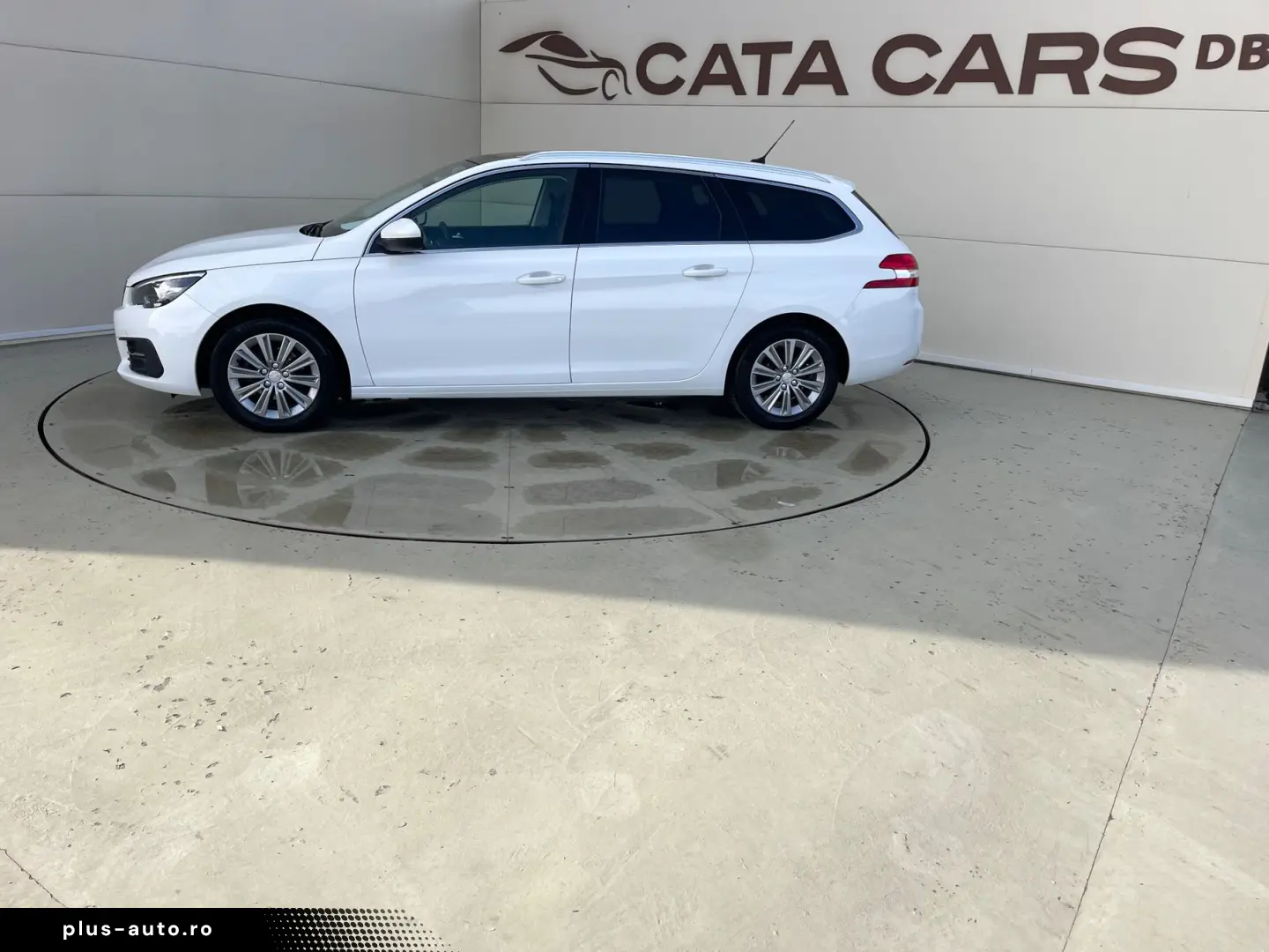 Peugeot 308 1.5HDI  131CP  LED  Navi  Panoramic  Piele  Fron