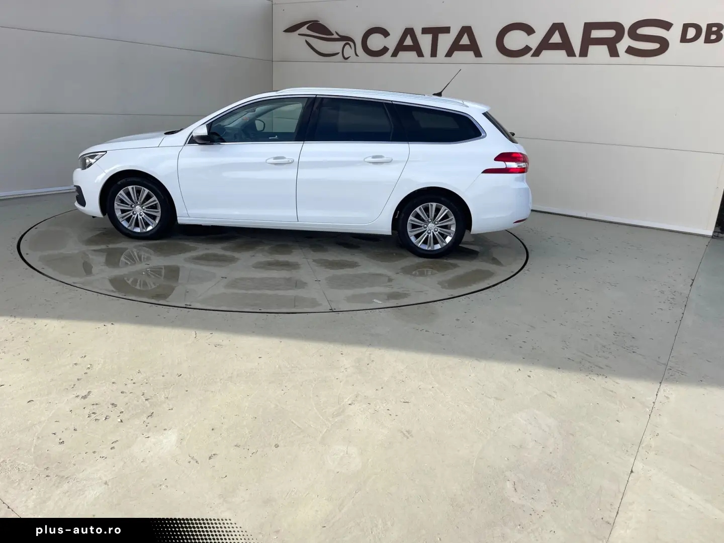 Peugeot 308 1.5HDI  131CP  LED  Navi  Panoramic  Piele  Fron