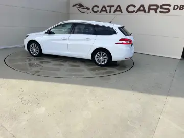 Peugeot 308 1.5HDI  131CP  LED  Navi  Panoramic  Piele  Fron