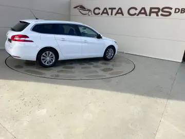 Peugeot 308 1.5HDI  131CP  LED  Navi  Panoramic  Piele  Fron