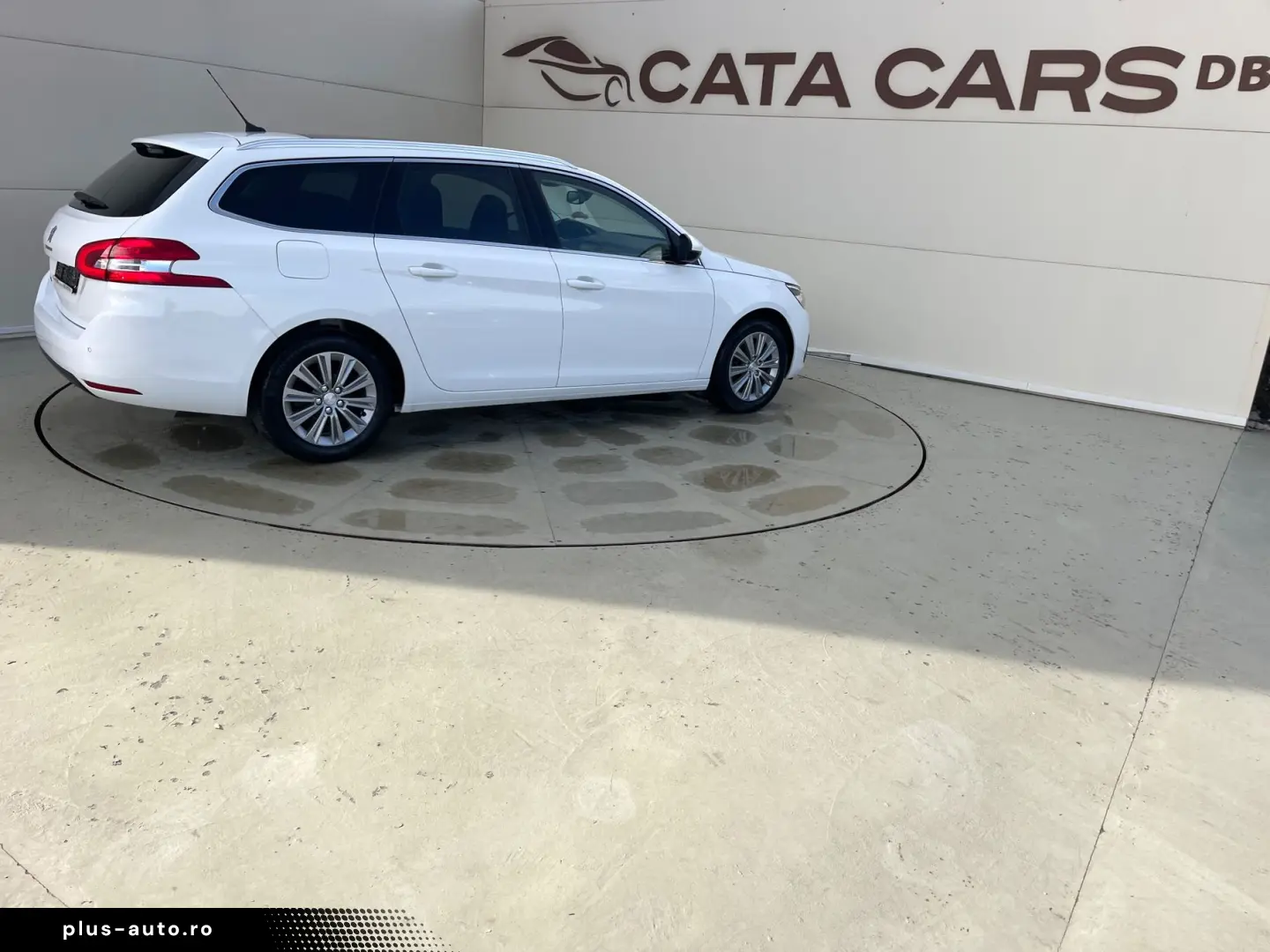 Peugeot 308 1.5HDI  131CP  LED  Navi  Panoramic  Piele  Fron