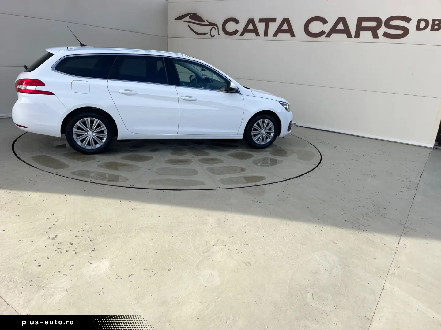 Peugeot 308 1.5HDI  131CP  LED  Navi  Panoramic  Piele  Fron