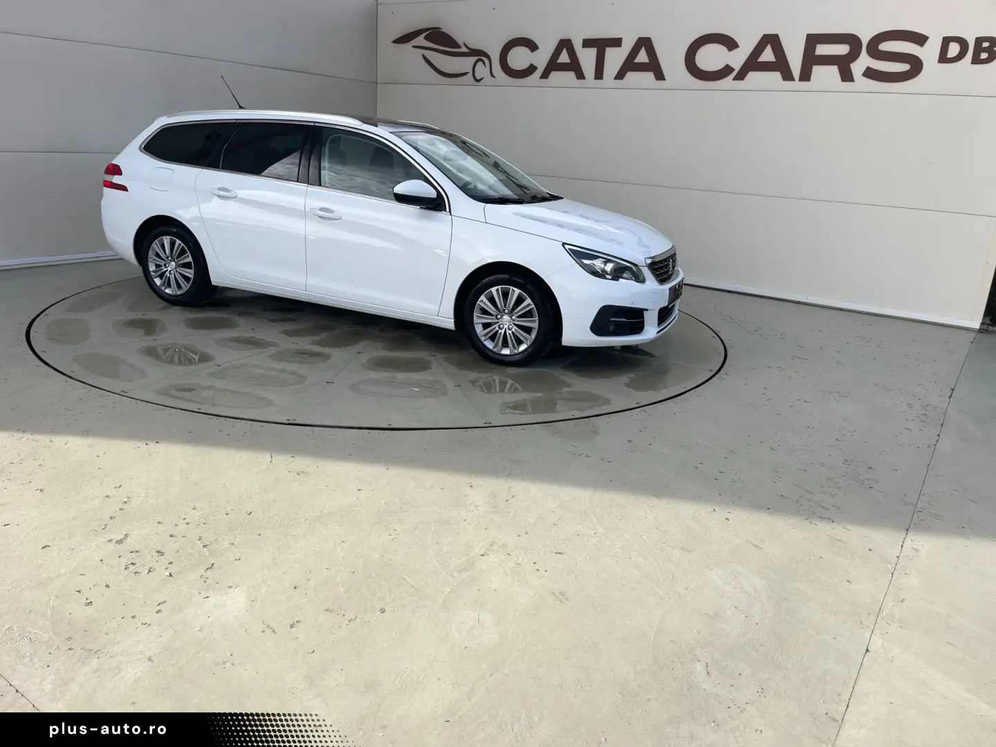 Peugeot 308 1.5HDI  131CP  LED  Navi  Panoramic  Piele  Fron