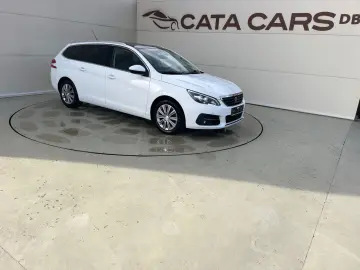 Peugeot 308 1.5HDI  131CP  LED  Navi  Panoramic  Piele  Fron