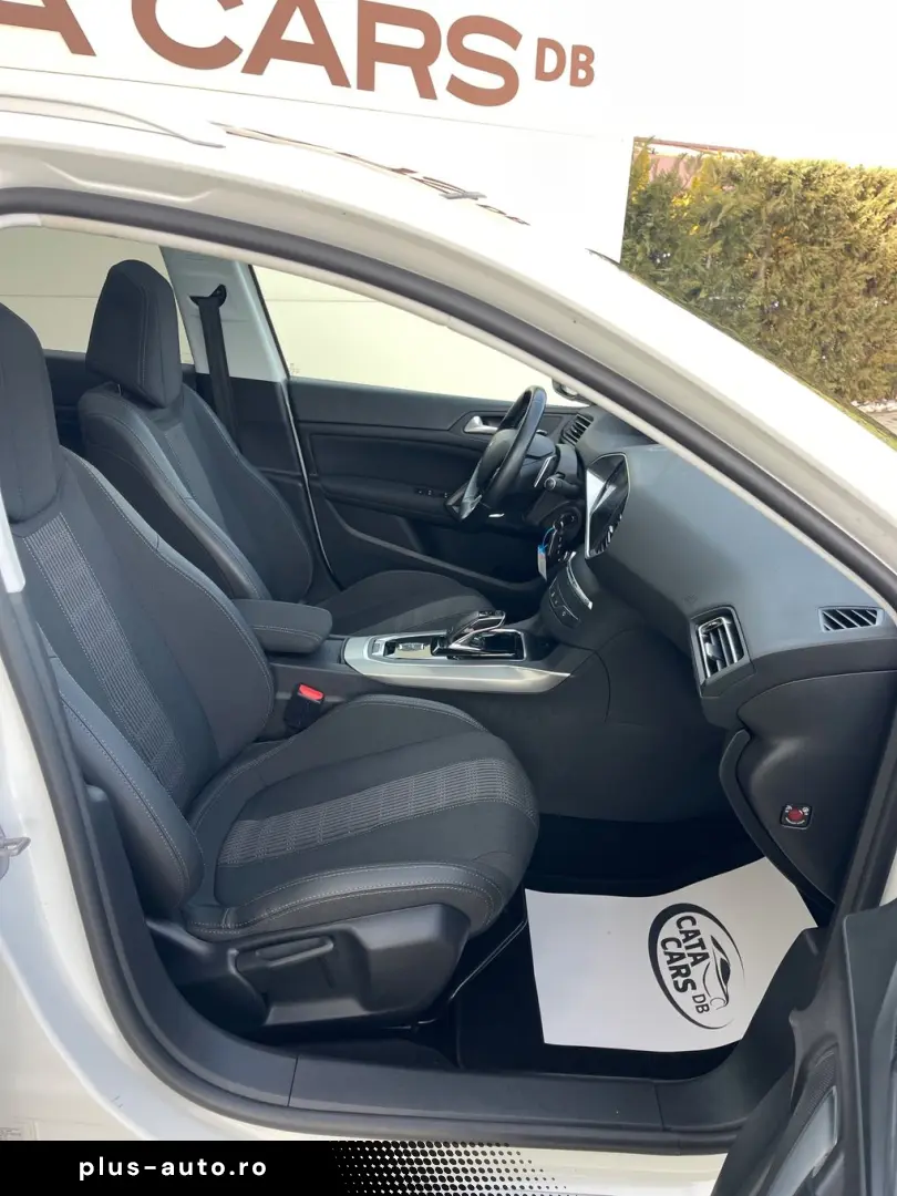 Peugeot 308 1.5HDI  131CP  LED  Navi  Panoramic  Piele  Fron