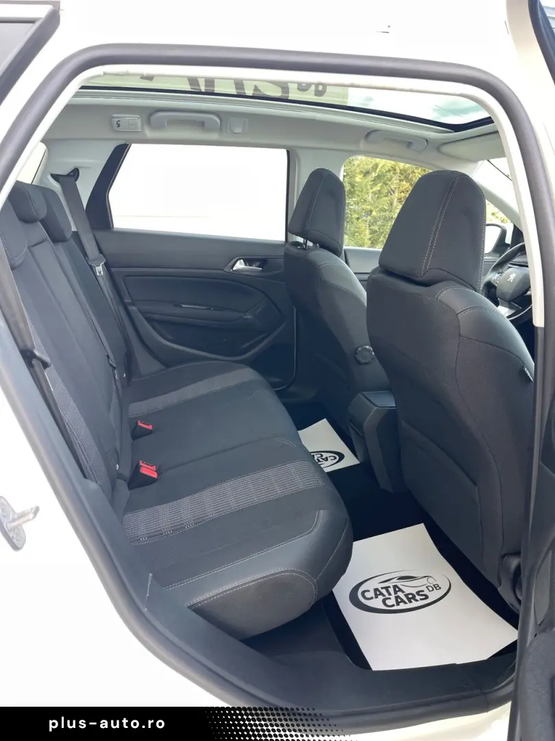 Peugeot 308 1.5HDI  131CP  LED  Navi  Panoramic  Piele  Fron