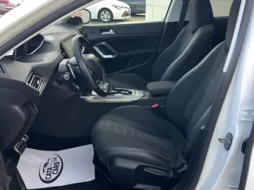 Peugeot 308 1.5HDI  131CP  LED  Navi  Panoramic  Piele  Fron