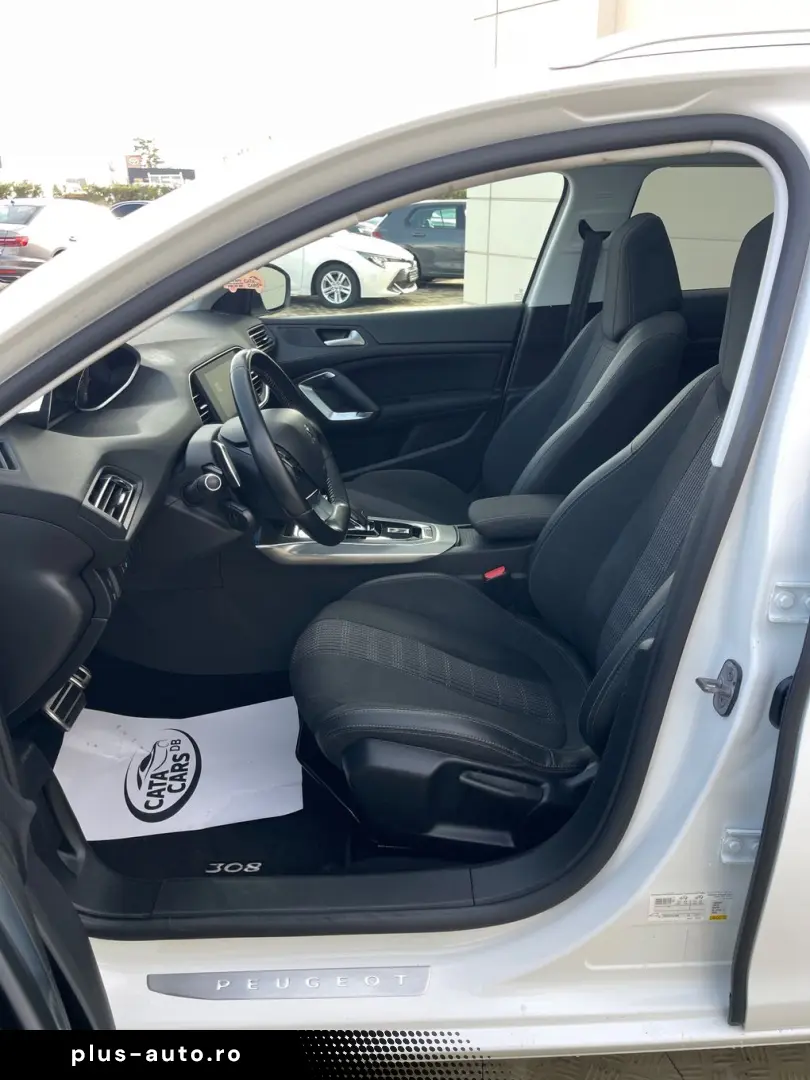 Peugeot 308 1.5HDI  131CP  LED  Navi  Panoramic  Piele  Fron