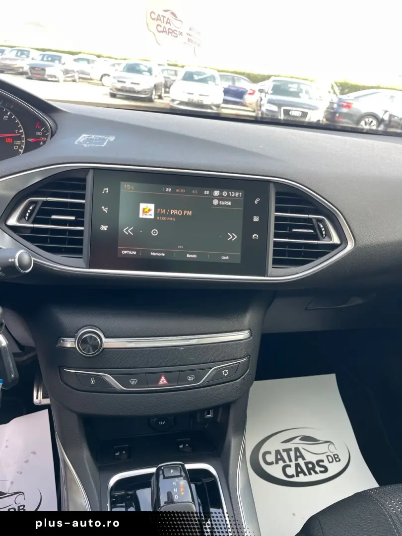 Peugeot 308 1.5HDI  131CP  LED  Navi  Panoramic  Piele  Fron