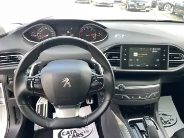 Peugeot 308 1.5HDI  131CP  LED  Navi  Panoramic  Piele  Fron