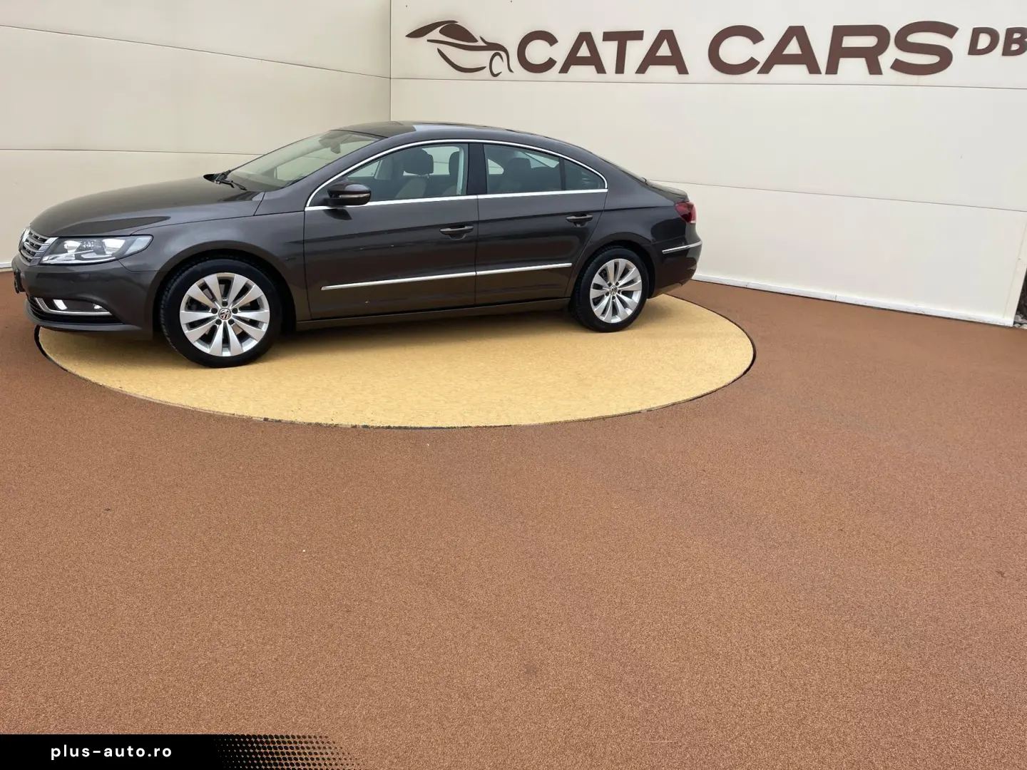 Volkswagen Passat-Cc