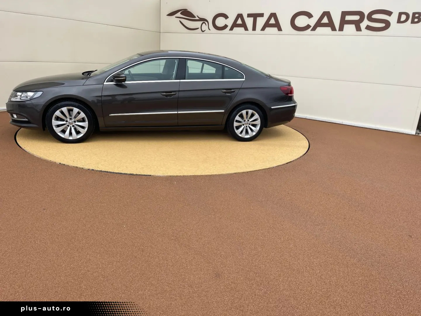 Volkswagen Passat-Cc