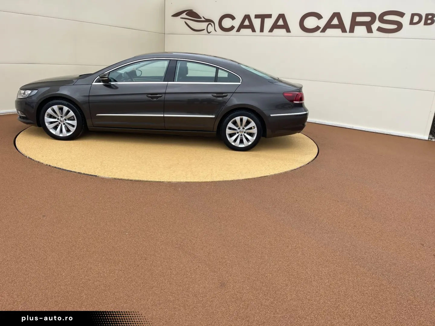 Volkswagen Passat-Cc