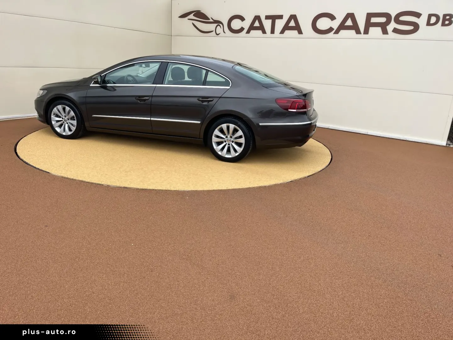 Volkswagen Passat-Cc