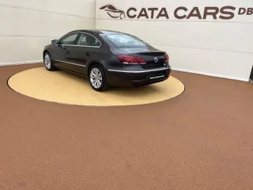 Volkswagen Passat-Cc