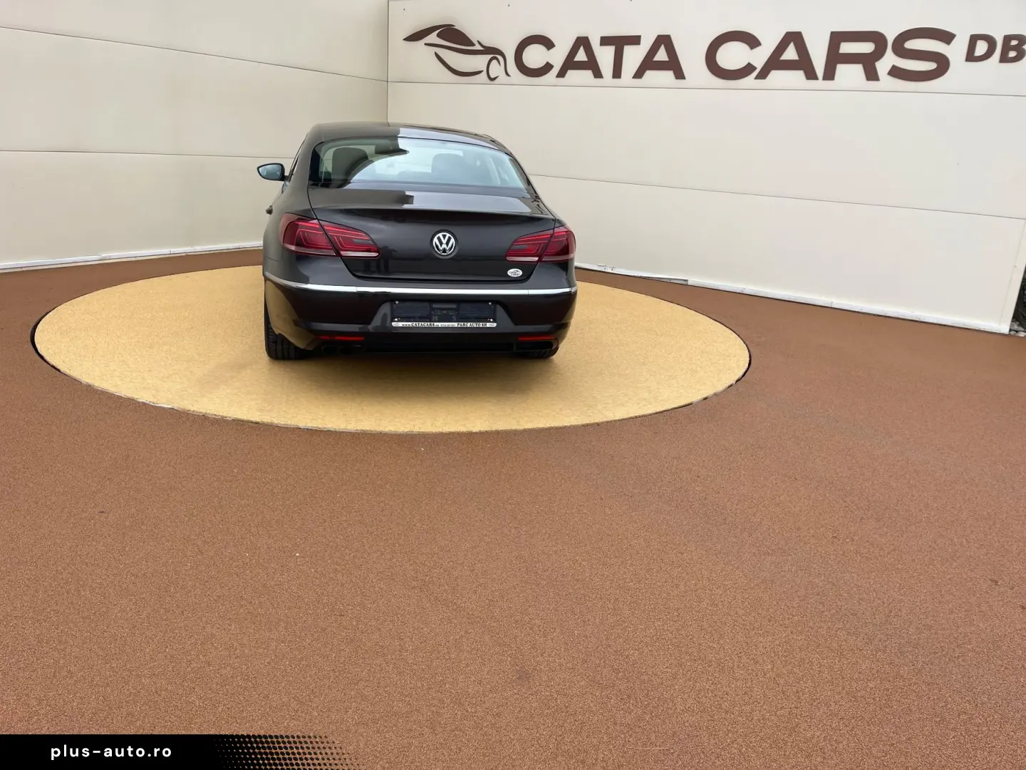 Volkswagen Passat-Cc