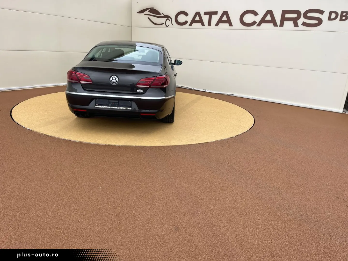 Volkswagen Passat-Cc