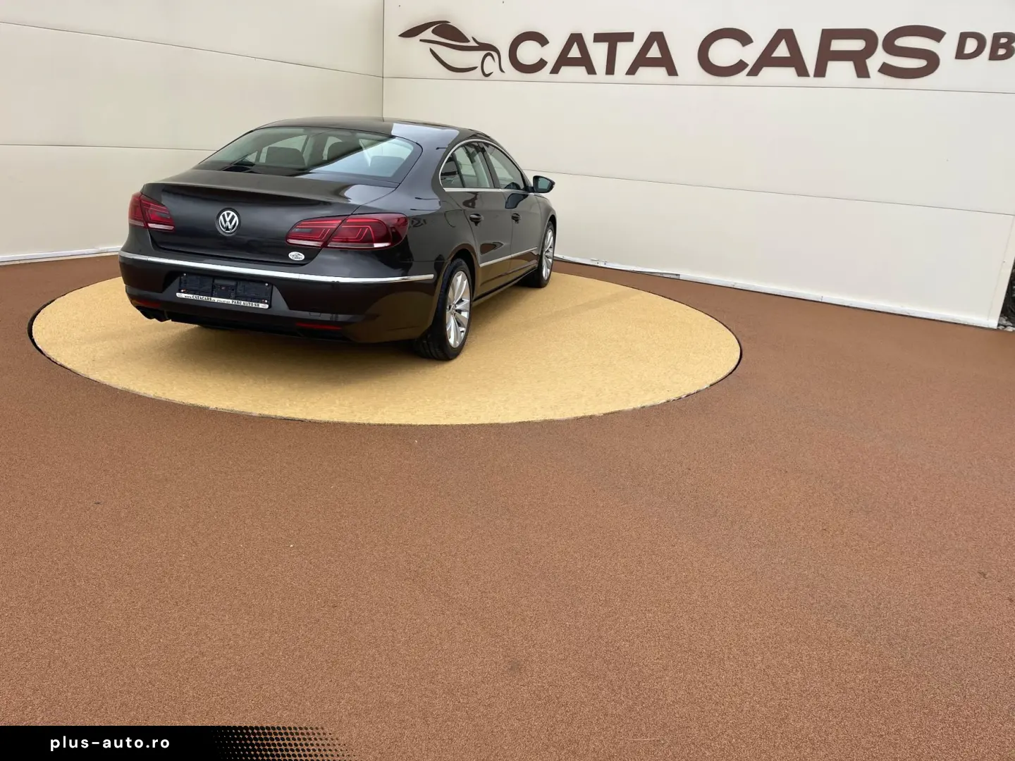 Volkswagen Passat-Cc