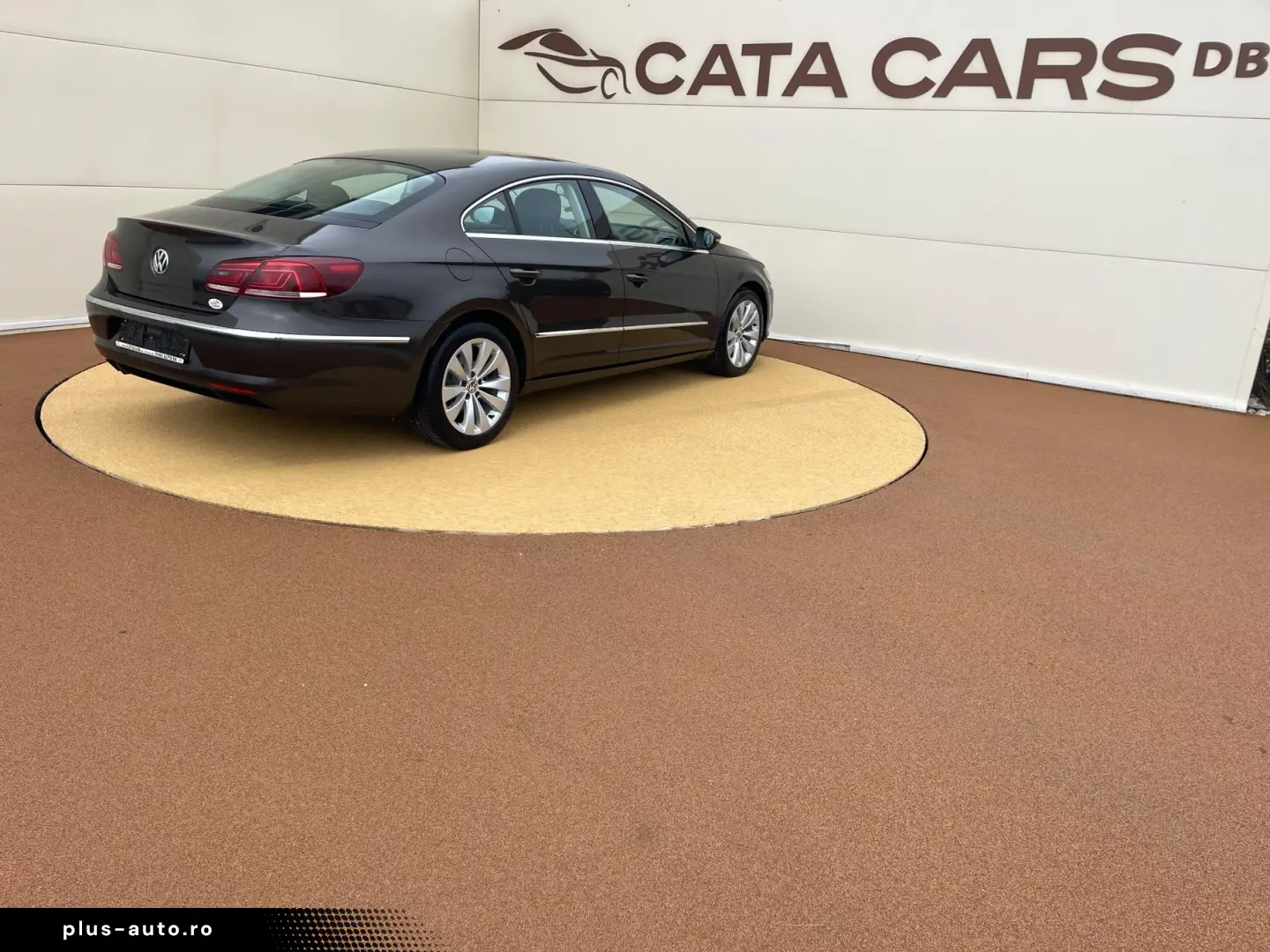 Volkswagen Passat-Cc