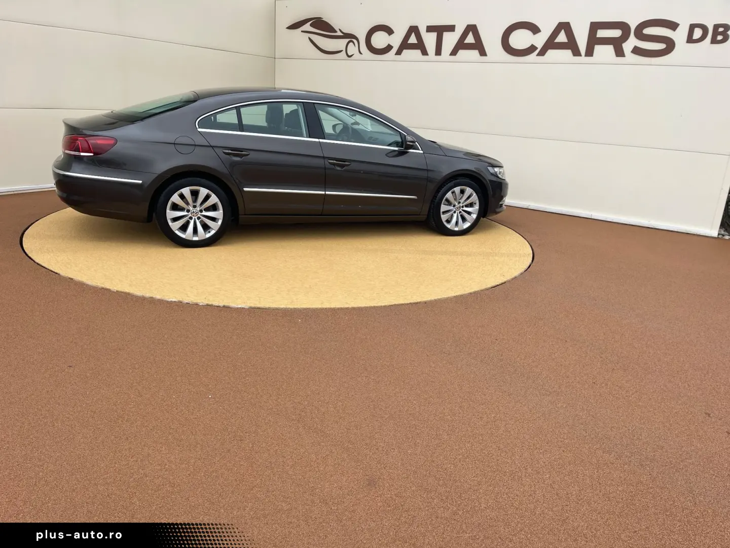 Volkswagen Passat-Cc