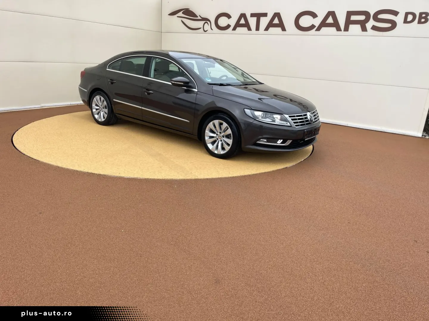 Volkswagen Passat-Cc