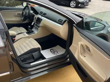 Volkswagen Passat-Cc