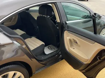 Volkswagen Passat-Cc