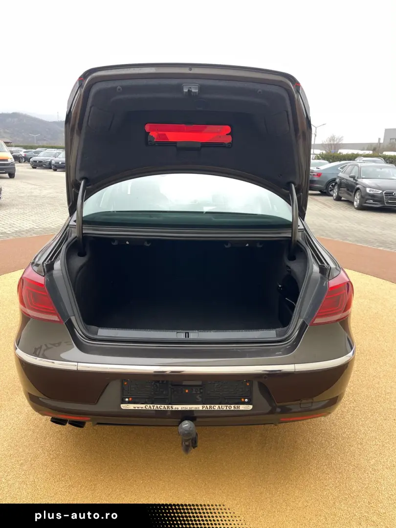 Volkswagen Passat-Cc