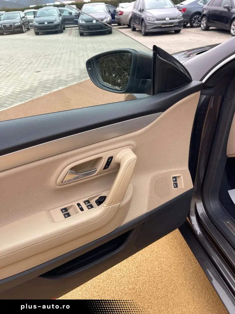 Volkswagen Passat-Cc