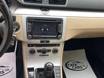 Volkswagen Passat-Cc