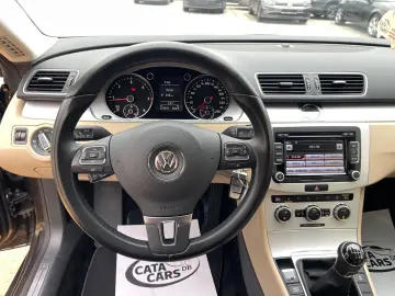 Volkswagen Passat-Cc